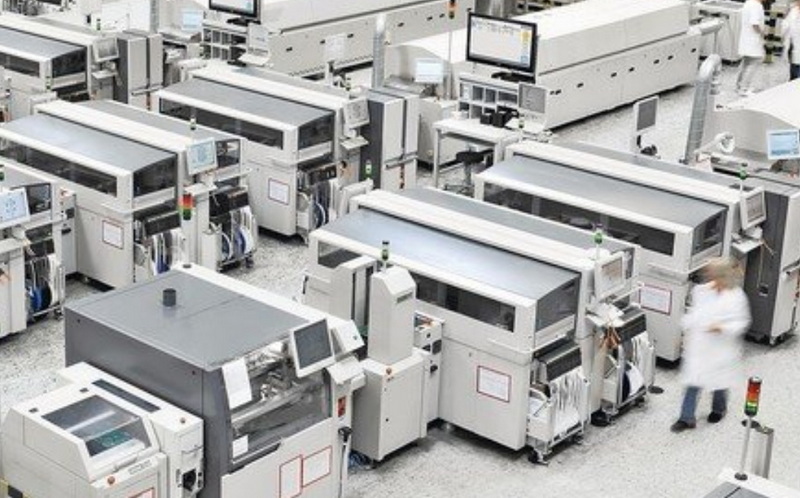 SMT Production Equipment Maintenance